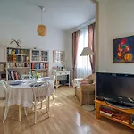 Grand Appartement 4pers à coté du Palais Longchamp