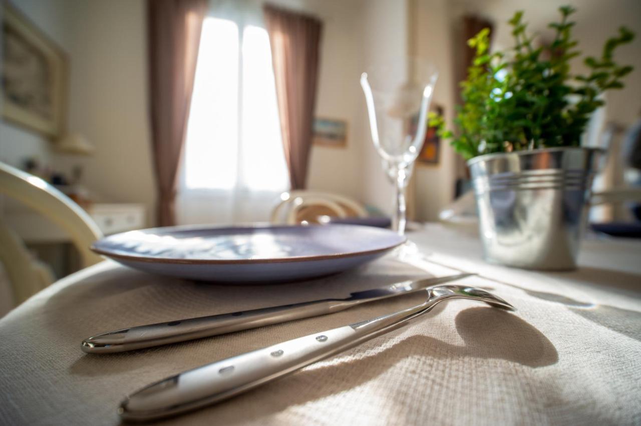 Grand 4pers à Coté Du Palais Longchamp Appartement *